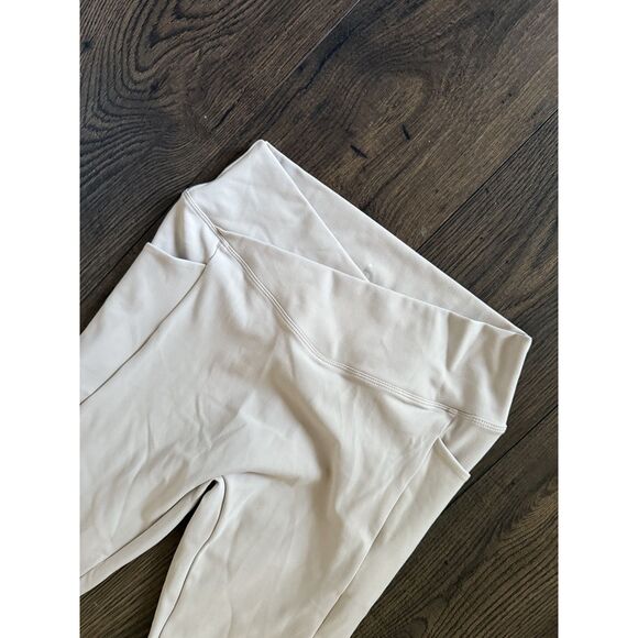 Buffbunny Leggings - Picture 4 of 5